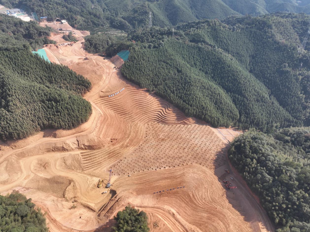 九游会J9 J9九游会中建三局遂大高速C1标项目部：高标准打造工程品质(图2)