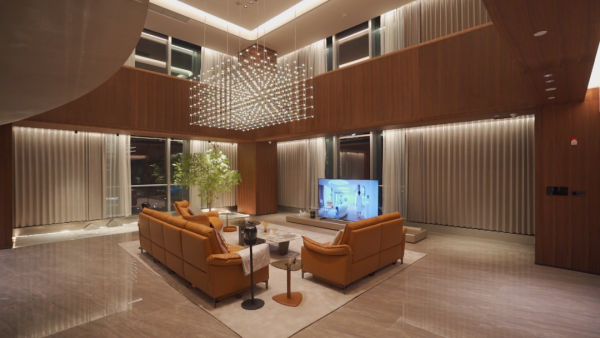 迈向空间智能华为方舟壹号吹响时代“集J9九游会 九游会J9结号”(图5)