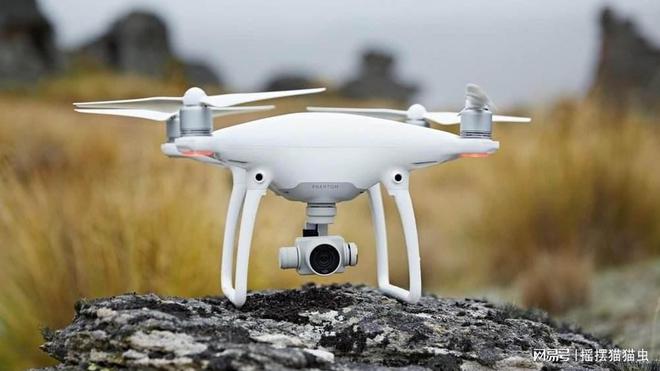 J9九游会 九游会J9无人机智能化建设:环保无人机功能