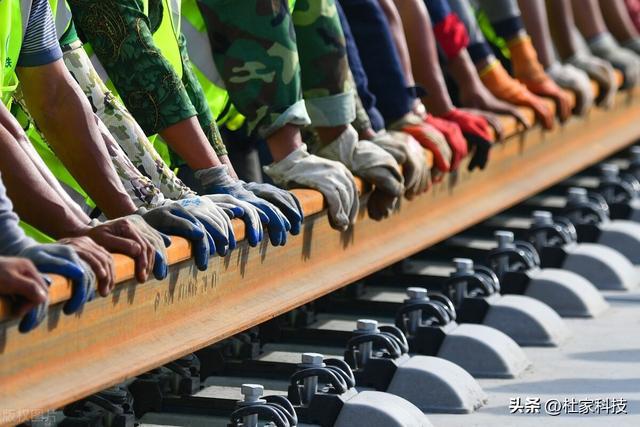 我国高铁竟然排名世界第二？排名九游会J9 J9九游会第一的又是哪个国家？看完真佩服(图6)