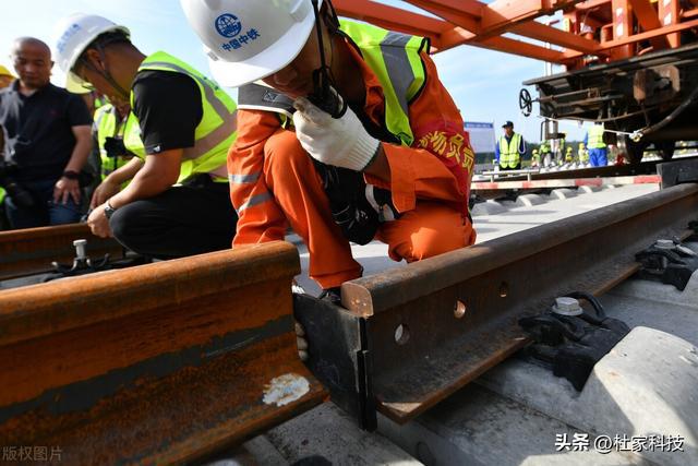 我国高铁竟然排名世界第二？排名九游会J9 J9九游会第一的又是哪个国家？看完真佩服(图4)