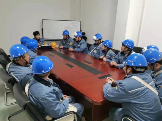 九游会J9 J9九游会中冶宝钢基层单位组织开展一体化项目环保设施岗位规程及设备设施安全培训