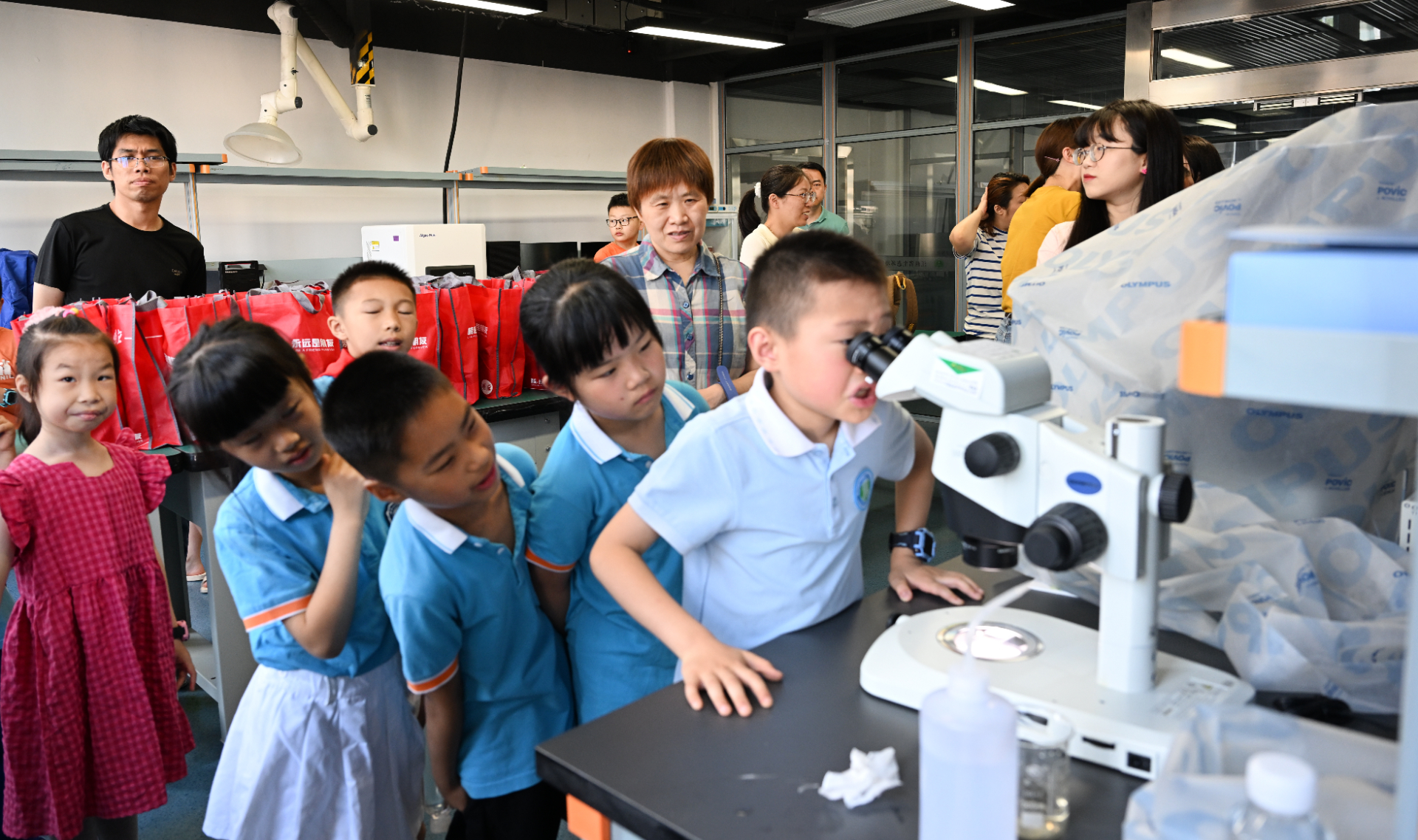 环保设施开放江西省生态环境监测中心让师生与环保零距离九游会J9 J9九游会(图2)