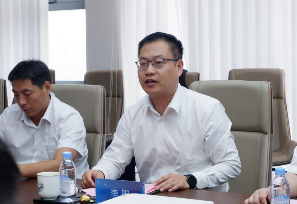 聚力发展智能化新能源环卫生态 江汽集团与劲旅环境战九游会J9 J9九游会略合作签约(图6) 聚力发展智能化新能源环卫生态 江汽集团与劲旅环境战九游会J9 J9九游会略合作签约(图6)