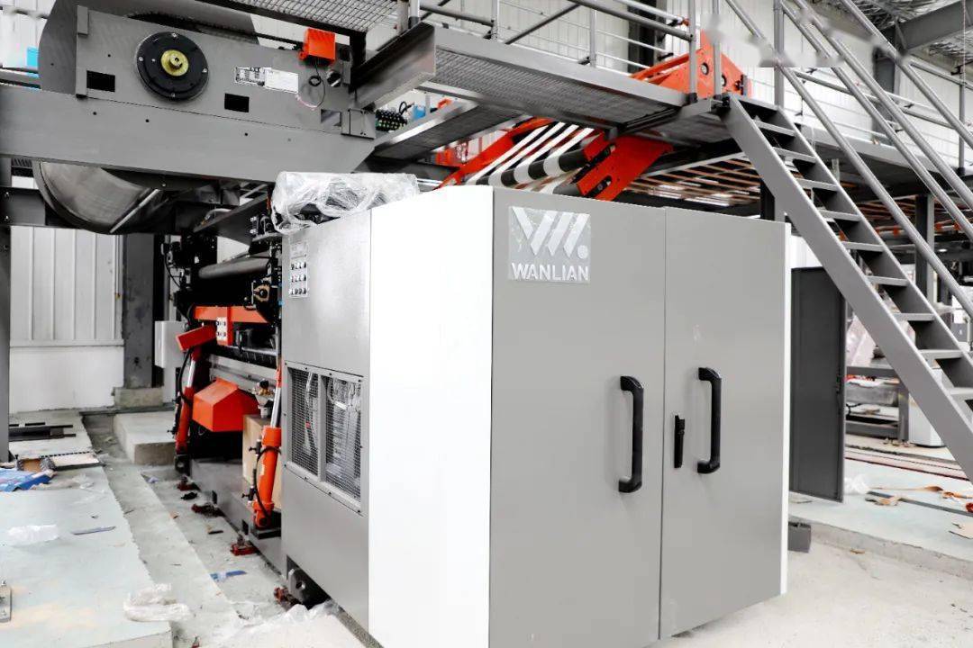 九游会J9 J9九游会阿荣旗：智能环保包装项目进入设备调试阶段(图2)