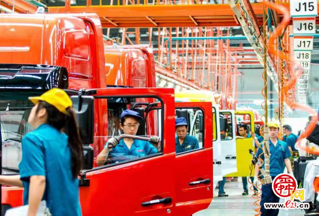 “链”上发力赋能 济南节能与新能源汽车产业加速崛起九游会J9 J9九游会(图3) “链”上发力赋能 济南节能与新能源汽车产业加速崛起九游会J9 J9九游会(图3)