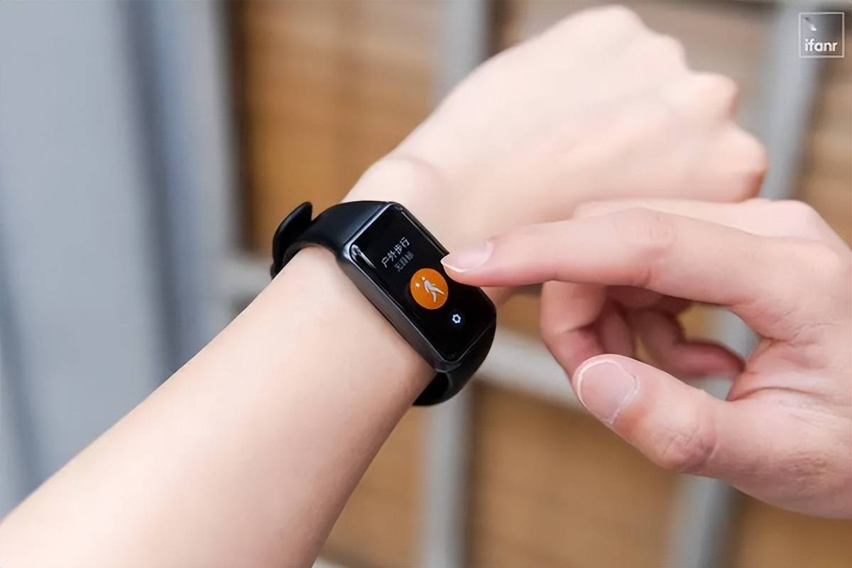 九游会J9 J9九游会十个排名靠前的智能手环品牌你pick哪一个?