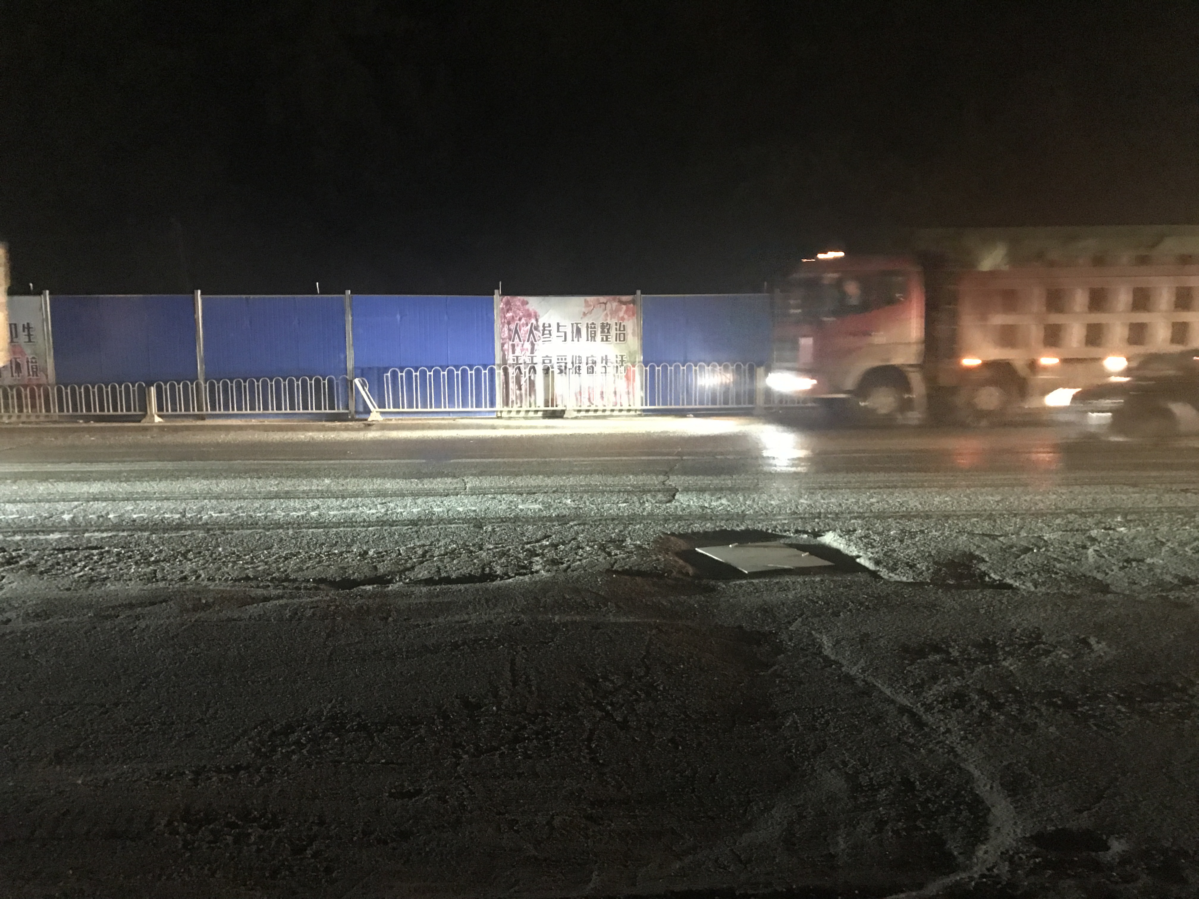 九游会J9 J9九游会3分钟一次违章 昆明渣土车疯狂升级你怕不怕？(图5)