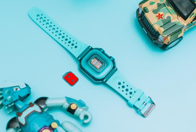 九游会J9 J9九游会华为儿童手表 3 Pro超能版让家长时时刻刻都能知道孩子在哪里