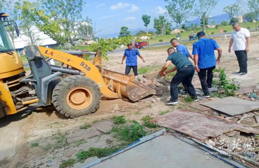 九游会J9 J9九游会麻城城管:创新渣土管理机制 共建共享幸福家园(图4) 九游会J9 J9九游会麻城城管:创新渣土管理机制 共建共享幸福家园(图4)