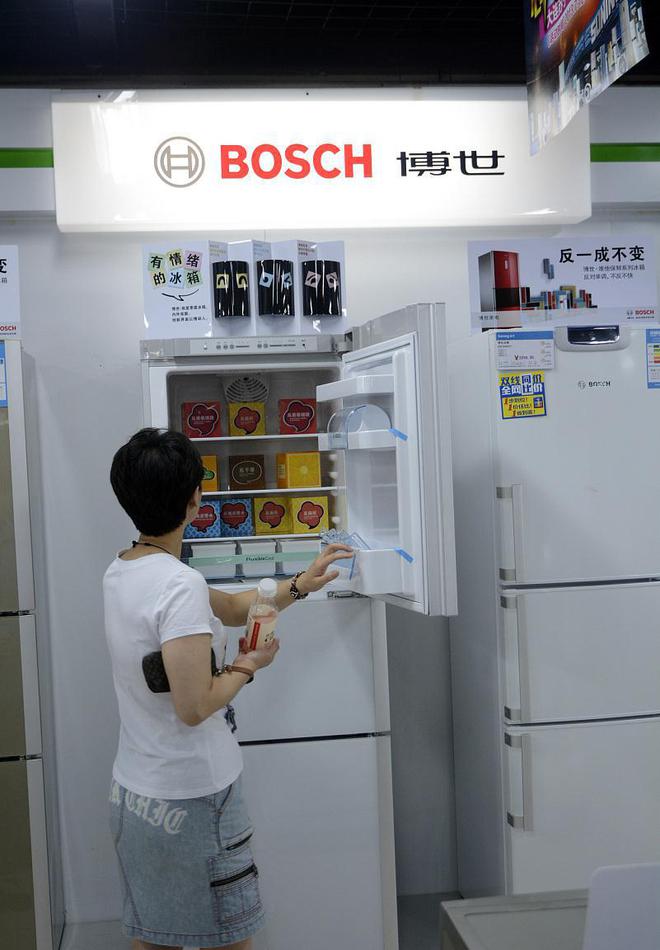 直冷冰箱春夏季温控旋钮九游会J9 J9九游会刻度正常设置15~2档秋冬季设置3~4档