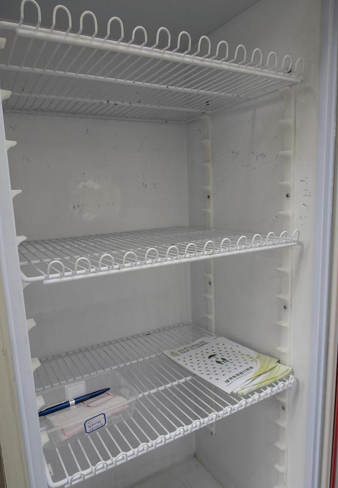 直冷冰箱春夏季温控旋钮九游会J9 J9九游会刻度正常设置15~2档秋冬季设置3~4档(图2)