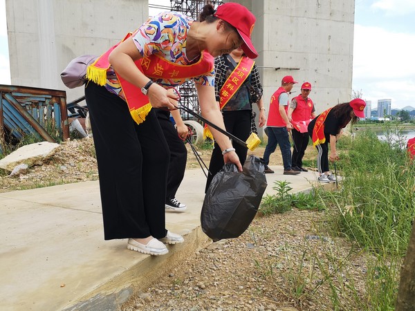 平坝区开展河湖保护知识讲座九游会J9 J9九游会暨巡河技能培训(图3)