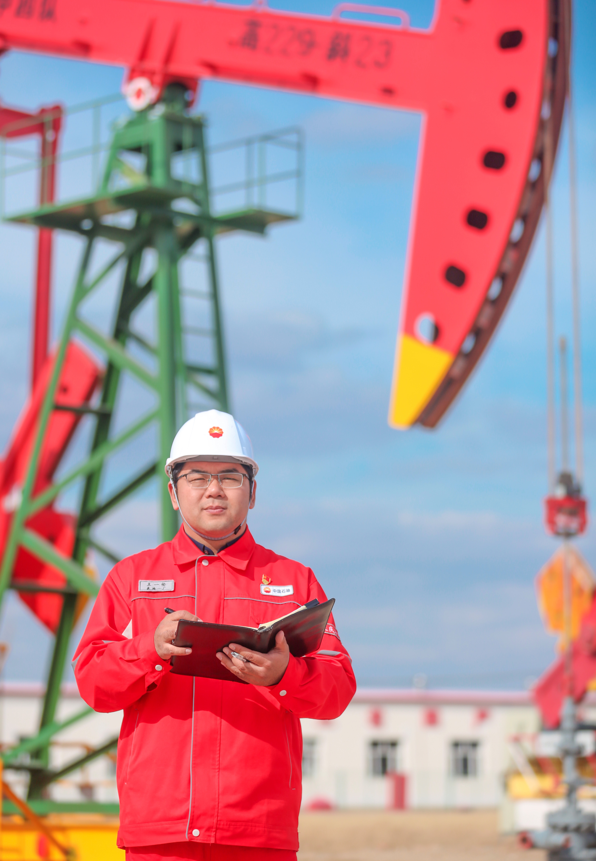 J9九游会 九游会J9中国石油大庆油田：传承铁人志 永铸石油魂(图4)