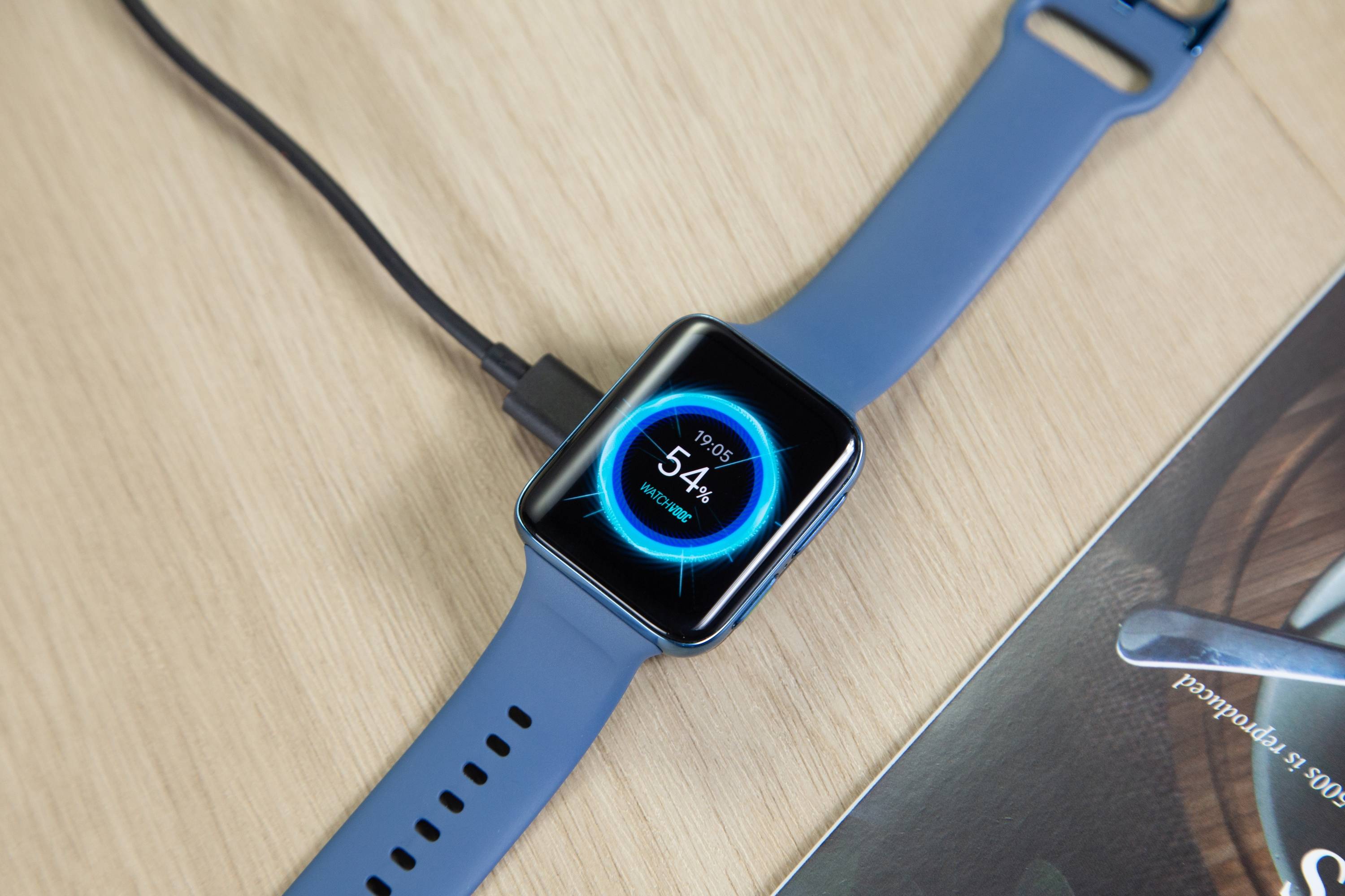 J9九游会 九游会J9盘点2021年最受好评的四款智能手表双十二这样买不会出错(图3)