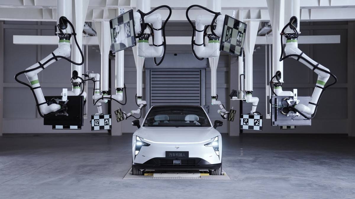 九游会J9 J9九游会移动智能终端已不够看AI汽车机器人登场 极越01预售2599万起(图4)