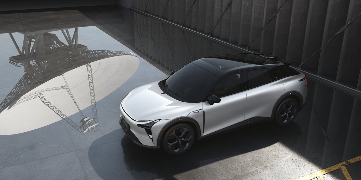 九游会J9 J9九游会移动智能终端已不够看AI汽车机器人登场 极越01预售2599万起(图2)