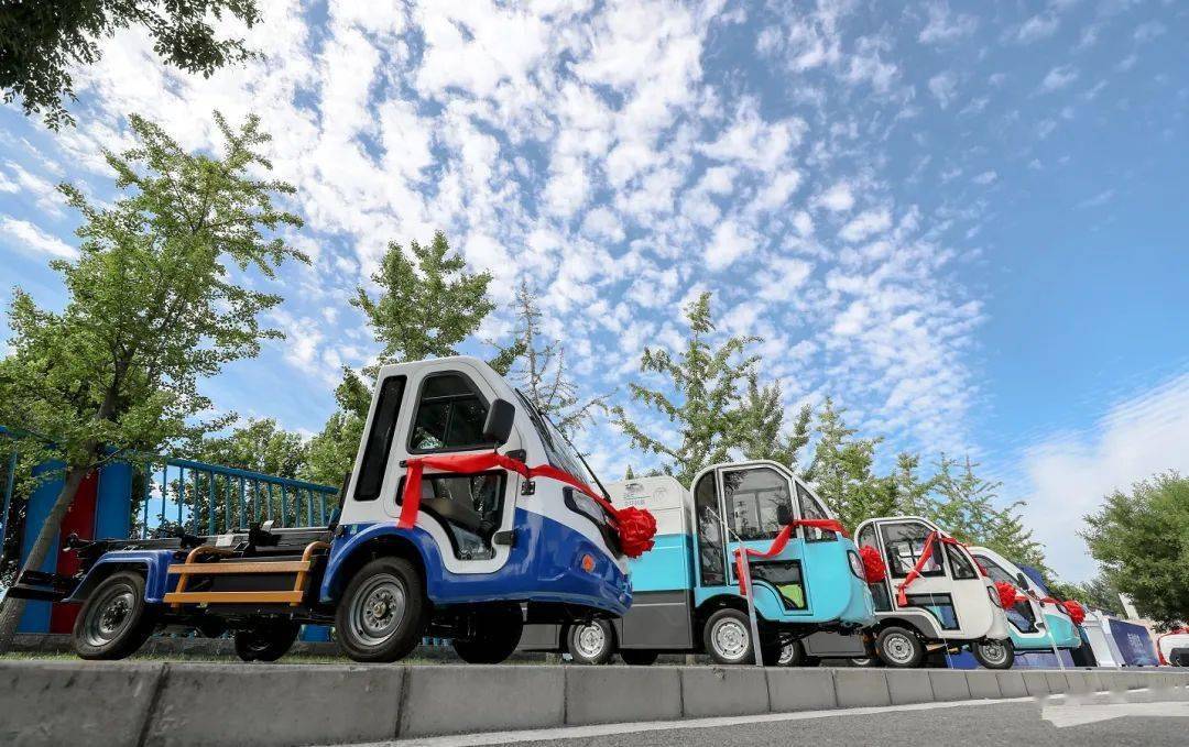 J9九游会 九游会J96款智能环卫产品亮相你听过自动巡航垃圾桶吗？(图5)