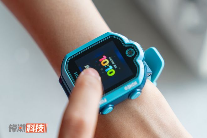 J9九游会 九游会J9华为儿童手表3 Pro超能版体验：九重AI定位+便捷视频通话全面守护儿童安全(图3)