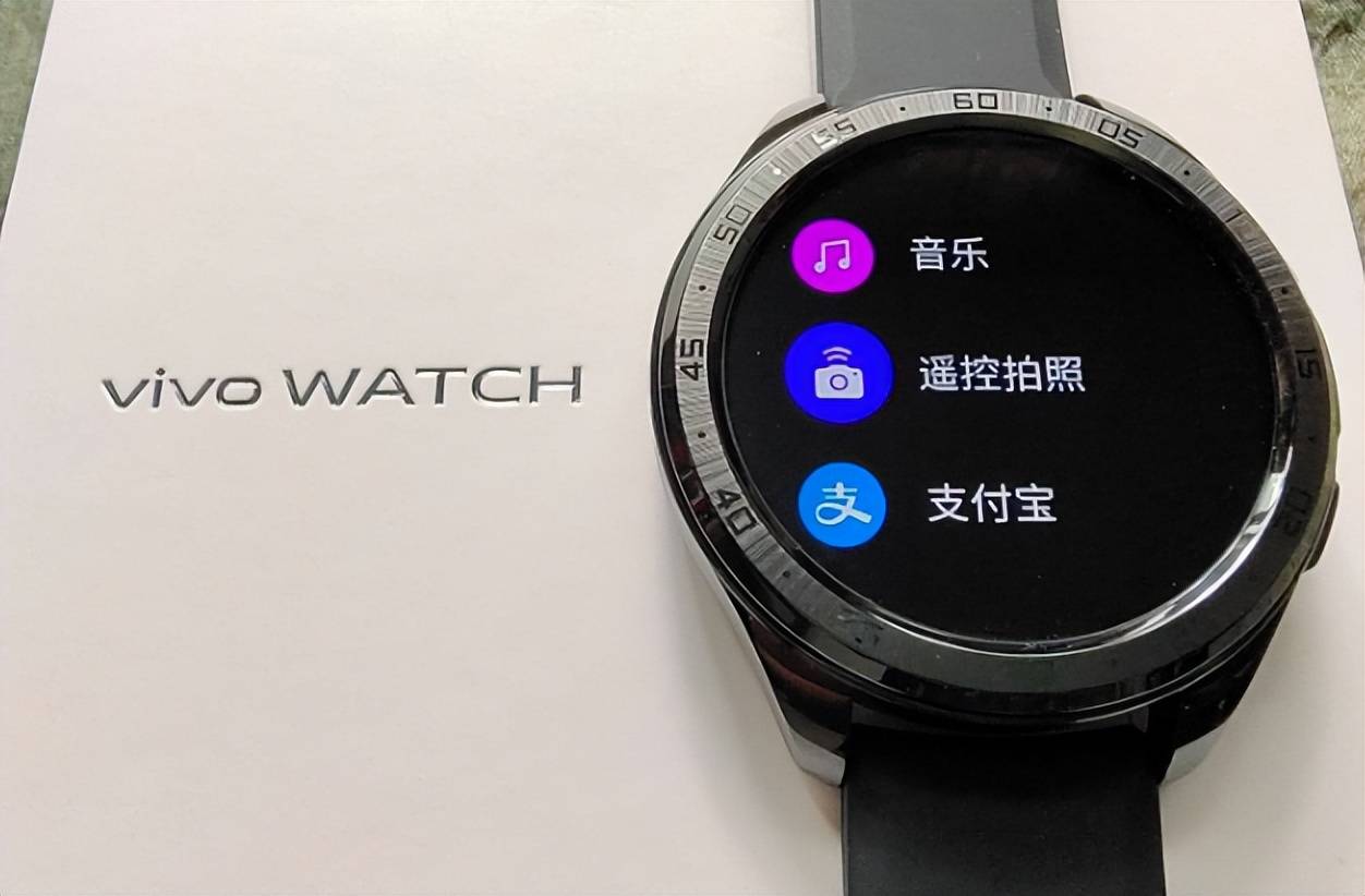 九游会J9 J9九游会2023智能手表排行榜前十名新鲜出炉可放心大胆选择!(图4)