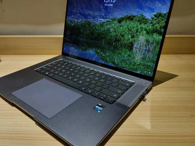 J9九游会 九游会J9对于学生华为MatePad、MateBook、智能手表哪些值得挑选呢？(图5)