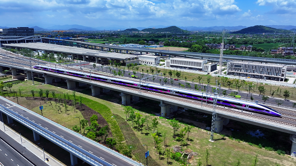 互联互通与世界分享铁路九游会J9 J9九游会可持续发展的“中国方案”(图2)