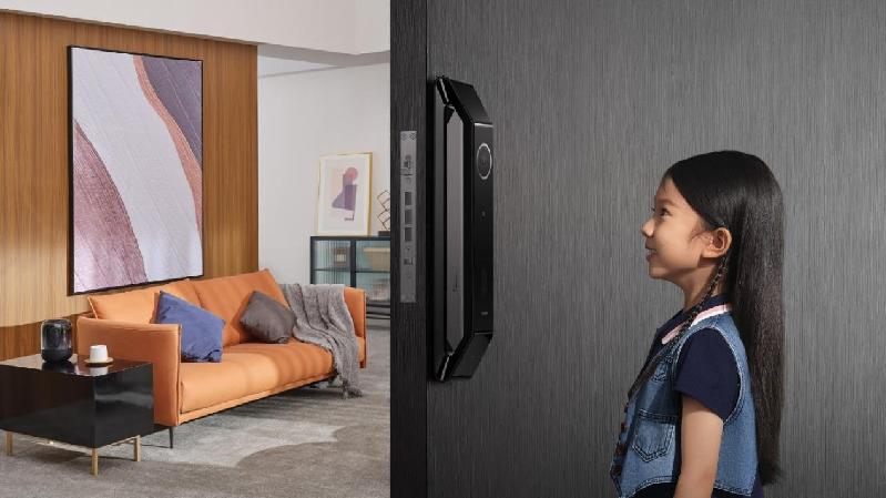 智能门锁成家装“标配”：打开智慧生活的“第一道关”九游会J9 J9九游会(图3)