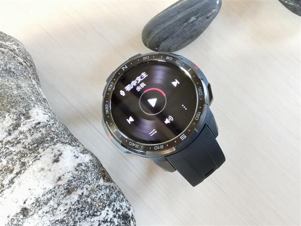 还在犹豫买什么智能手表？盲选这款就对了九游会J9 J9九游会(图2)