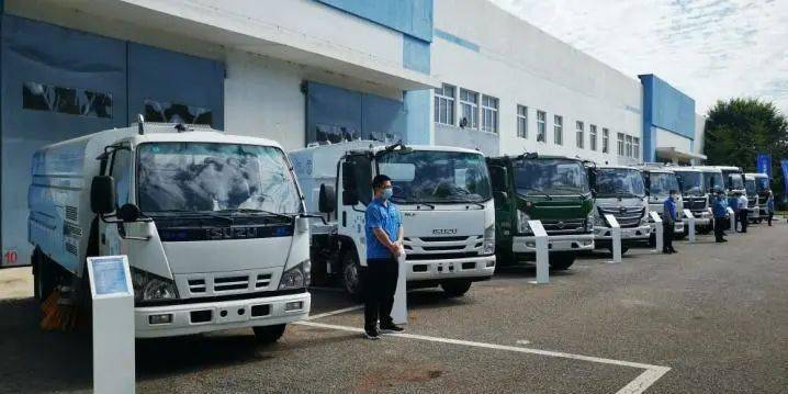 J9九游会 九游会J9北京环卫集团暨“皓智云”系列智能环卫产品发布会亮相多款无人驾驶装备(图10)