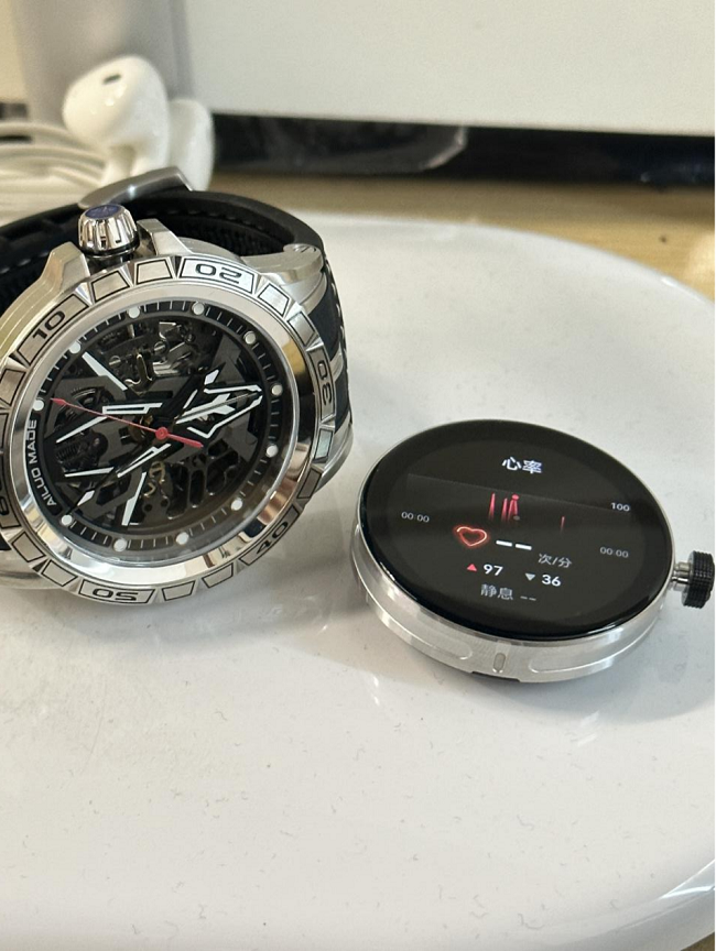 智能手表怎么选？这款我推九游会J9 J9九游会荐你闭眼入(图2)