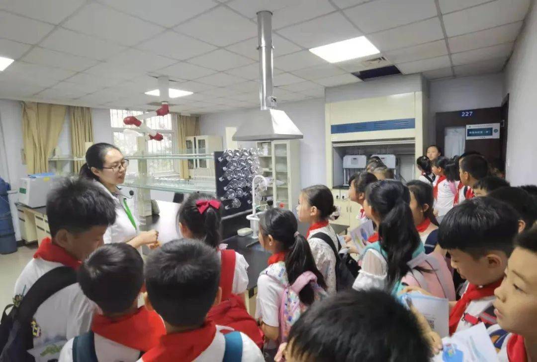 J9九游会 九游会J9让孩子走近环保——六五环境日四类设施对外开放活动纪实(图5)