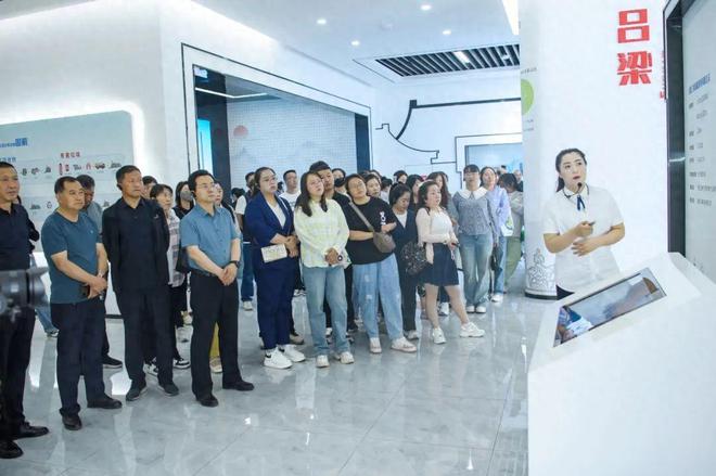 吕梁市生态环境局开展“保护生态环境创建文明城市”环保设施向公众集中开放活动J9九游会 九游会J9